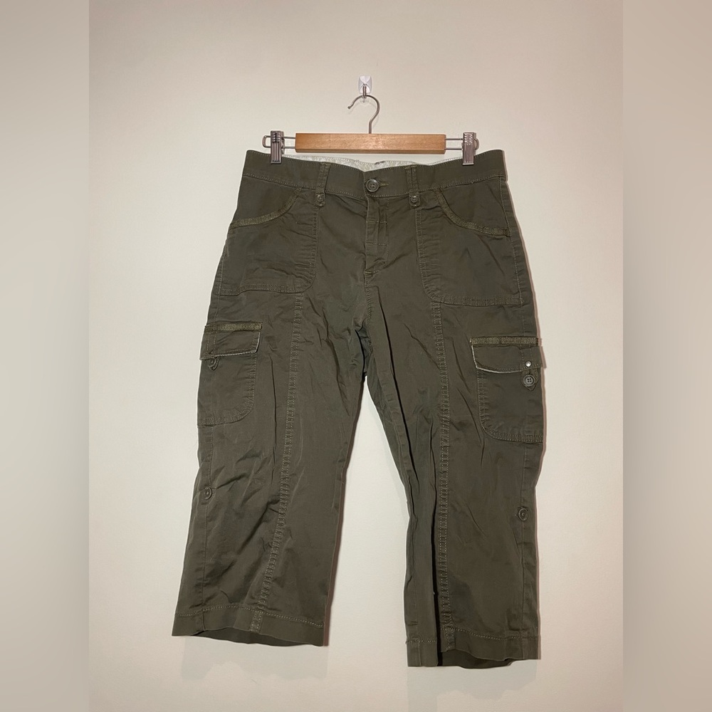 Lee Comfort Waistband Olive Green Cargo Capris Pants